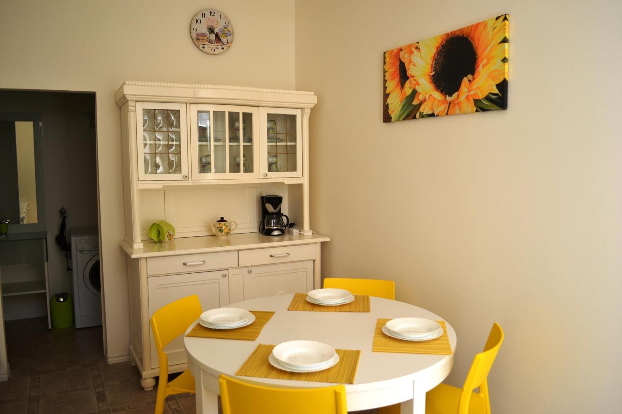 Sunflower 2Bdr Flat By Ruterra براغ المظهر الخارجي الصورة